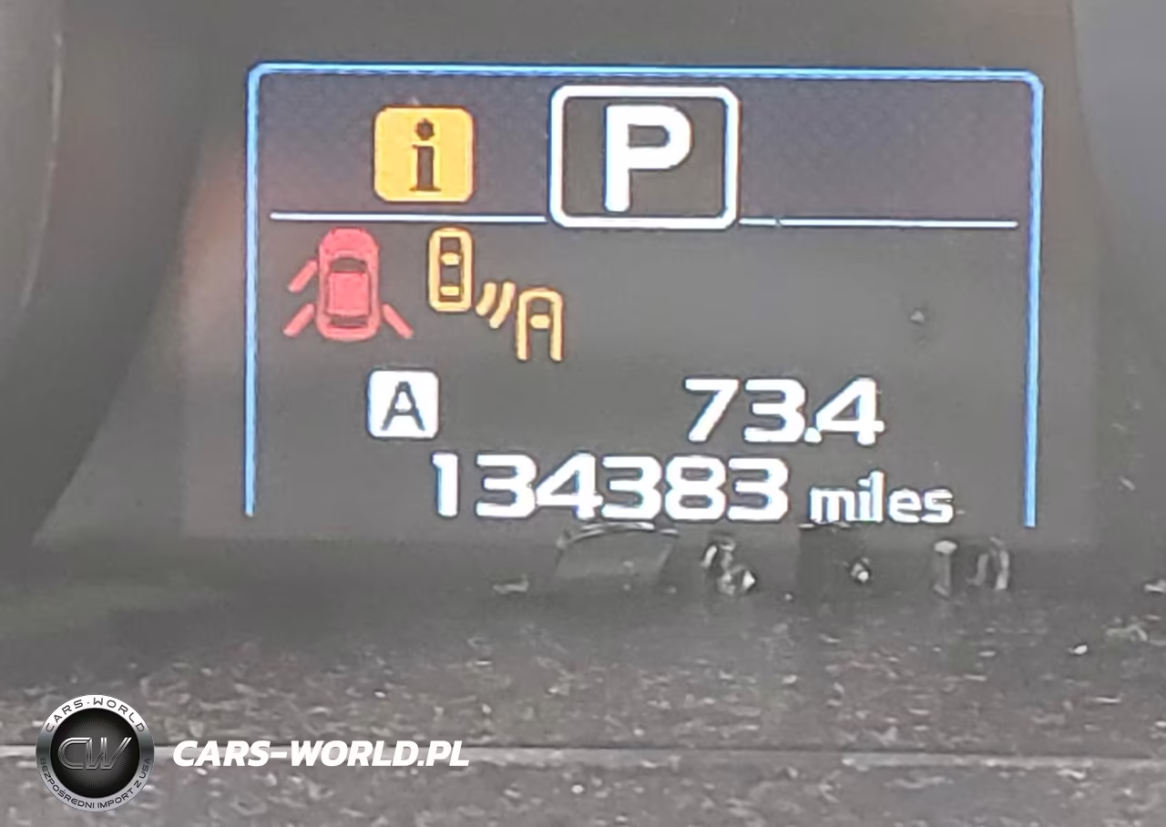 2018 Subaru Outback 2.5I Touring VIN:4S4BSATC4J3321355 - 16
