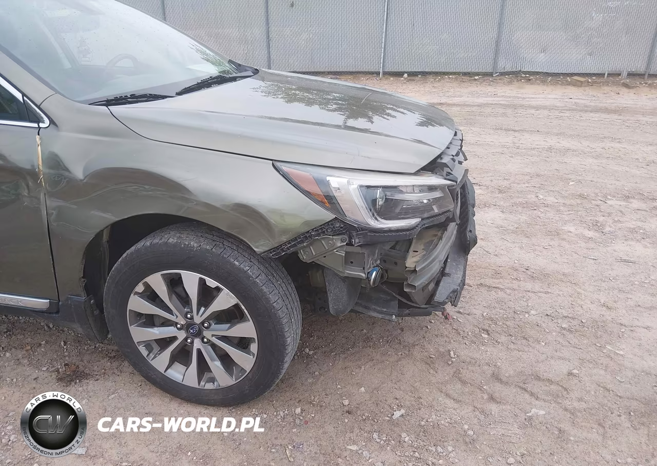 2018 Subaru Outback 2.5I Touring VIN:4S4BSATC4J3321355 - 18