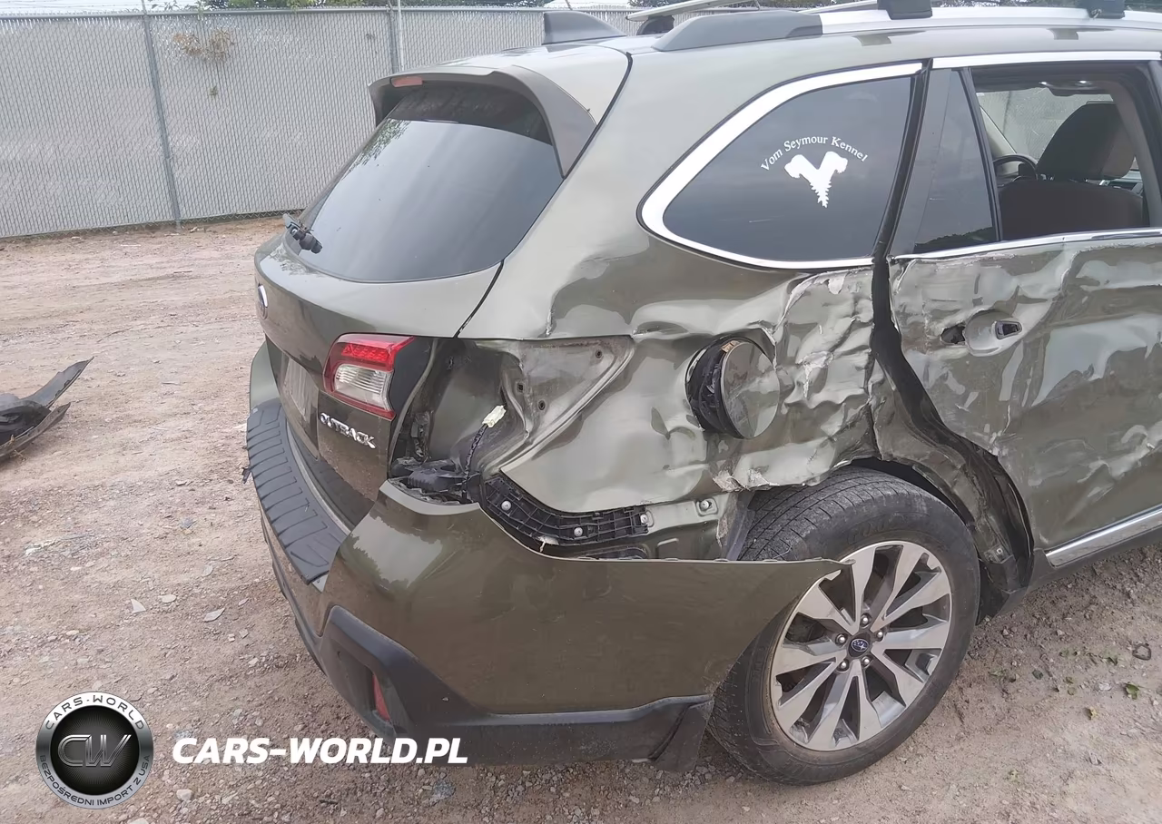 2018 Subaru Outback 2.5I Touring VIN:4S4BSATC4J3321355 - 20