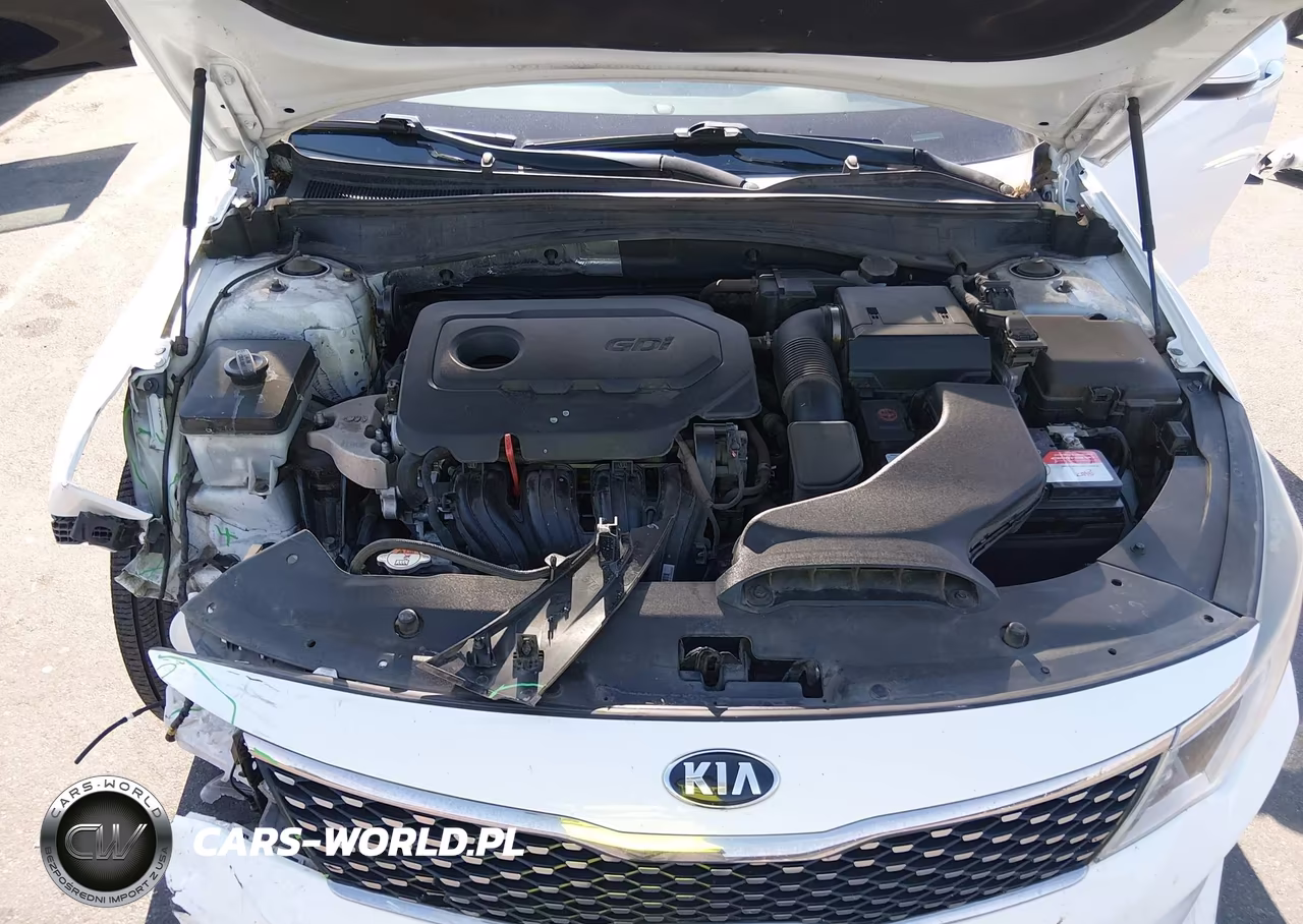 2018 Kia Optima S VIN:5XXGT4L30JG253936 - 10