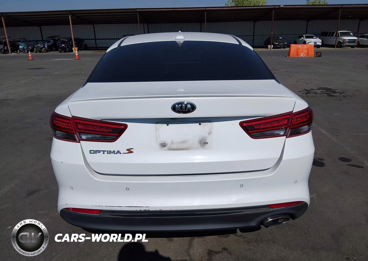 2018 Kia Optima S VIN:5XXGT4L30JG253936 - 17
