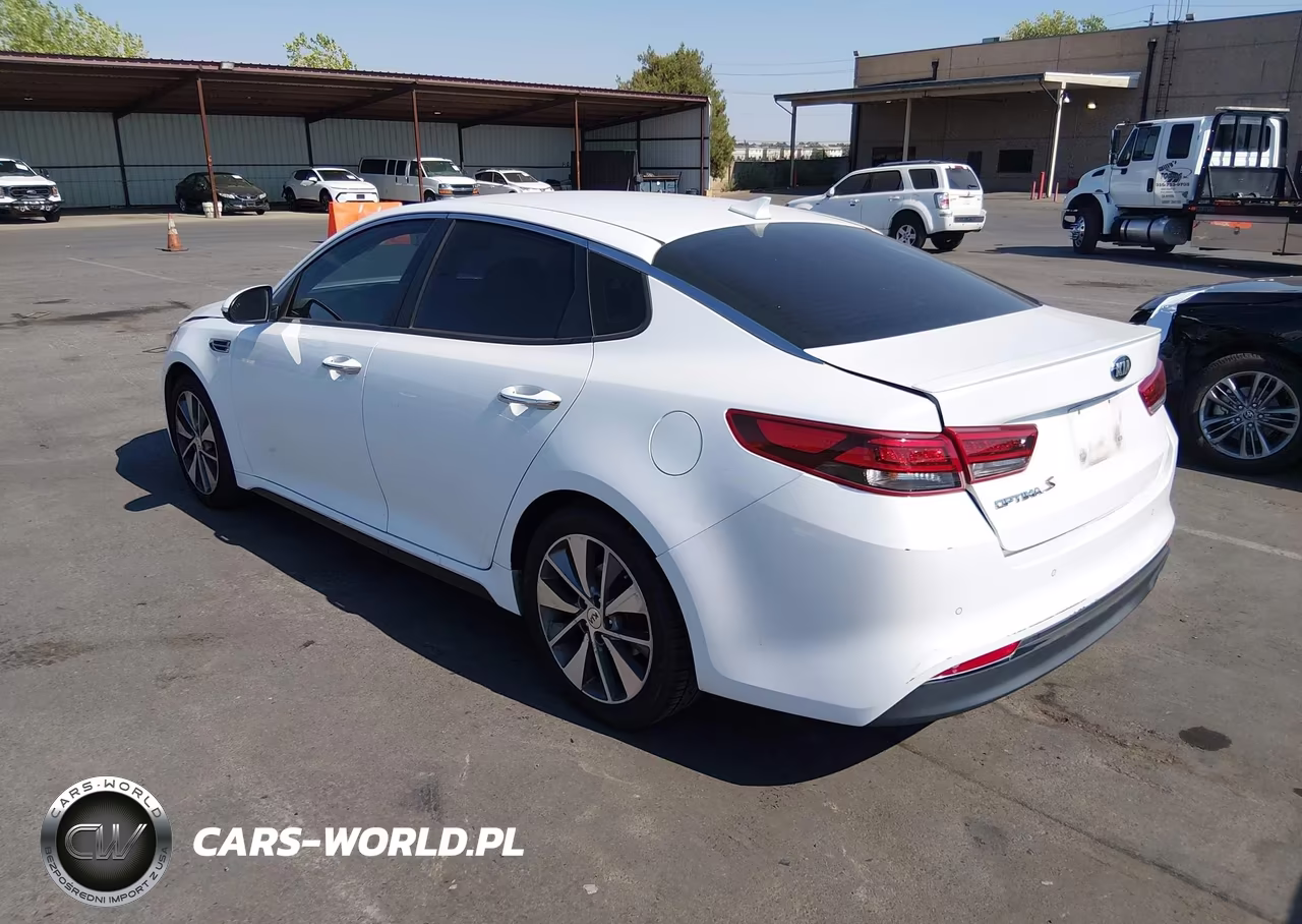 2018 Kia Optima S VIN:5XXGT4L30JG253936 - 3