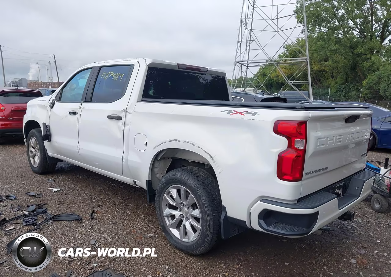 2020 Chevrolet Silverado 1500 4Wd Short Bed Custom VIN:3GCPYBEK4LG177700 - 3
