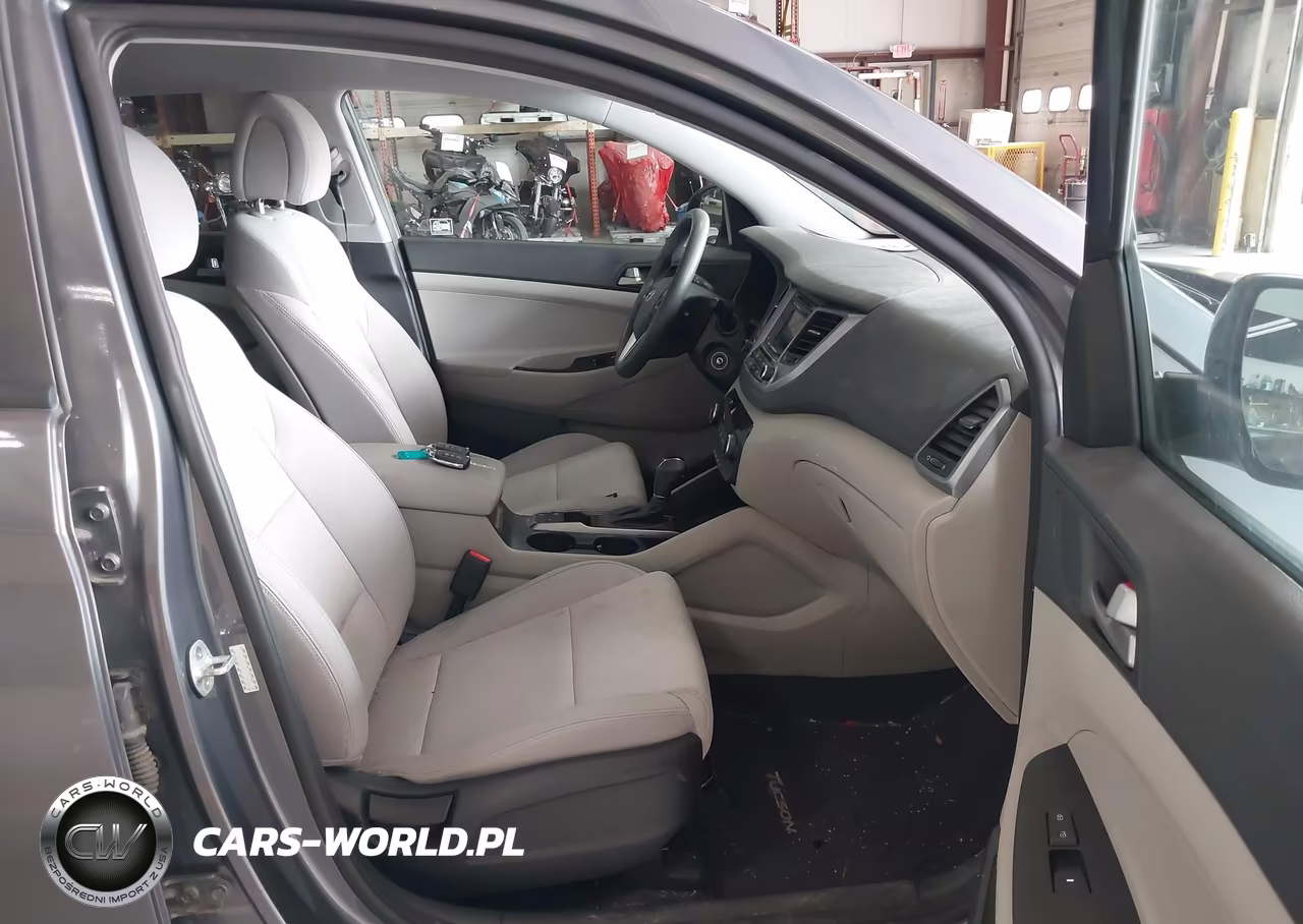 2018 Hyundai Tucson Se VIN:KM8J2CA49JU680987 - 5