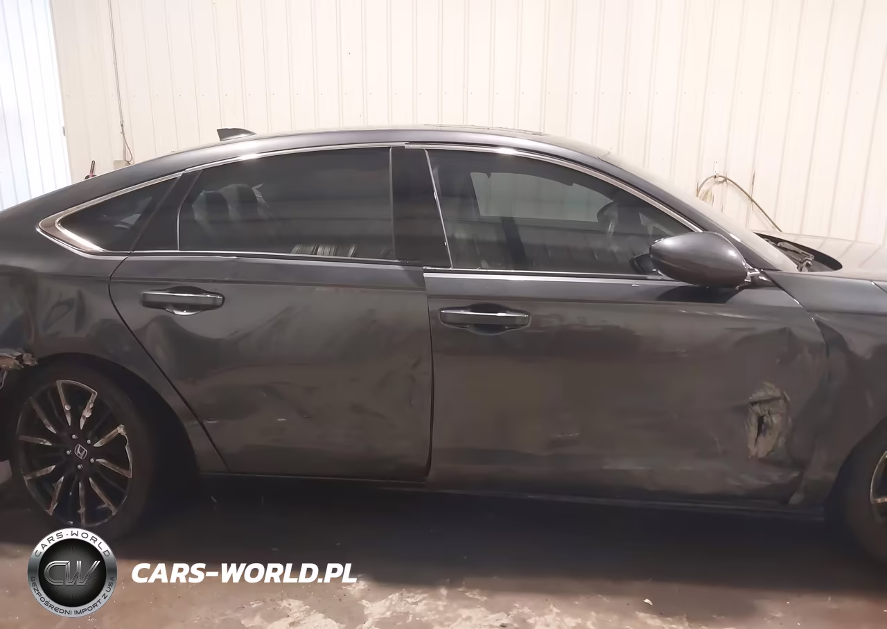 2024 Honda Accord Hybrid Touring VIN:1HGCY2F87RA089184 - 13