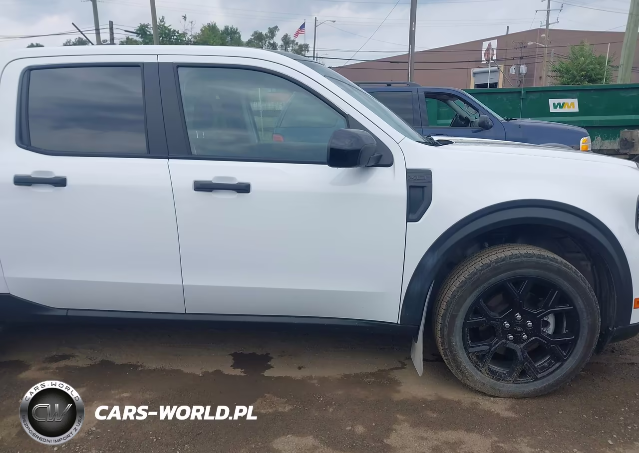 2025 Ford Maverick Xlt VIN:3FTTW8J32SRA17856 - 13