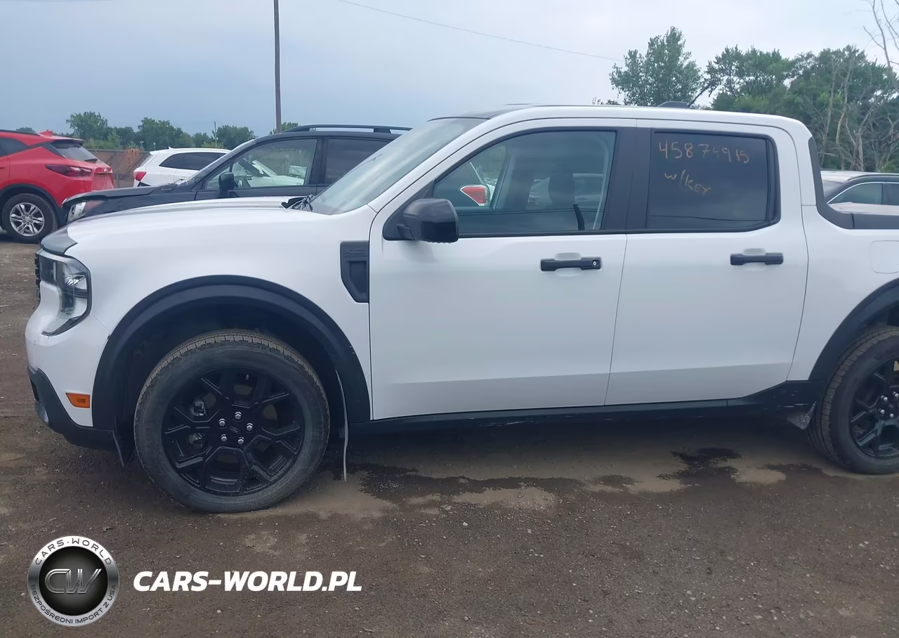 2025 Ford Maverick Xlt VIN:3FTTW8J32SRA17856 - 14
