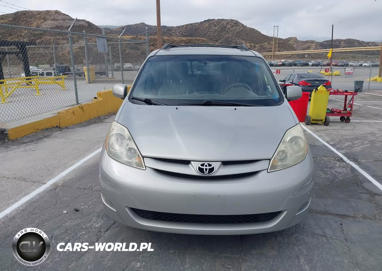 2010 Toyota Sienna Xle VIN:5TDYK4CC9AS318398 - 11