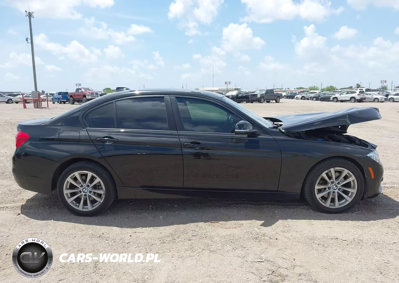 2017 BMW 320I VIN:WBA8E1G57HNU13850 - 13