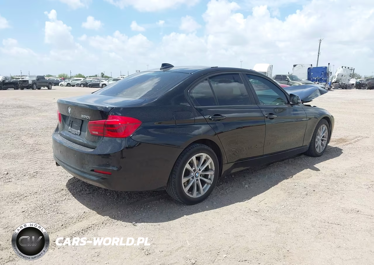 2017 BMW 320I VIN:WBA8E1G57HNU13850 - 4