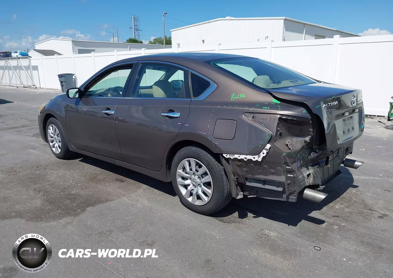 2014 Nissan Altima 2.5 S VIN:1N4AL3AP8EC165766 - 3