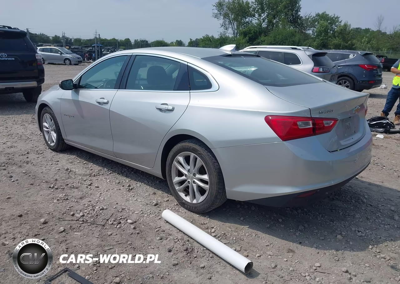2018 Chevrolet Malibu Lt VIN:1G1ZD5ST3JF249786 - 3