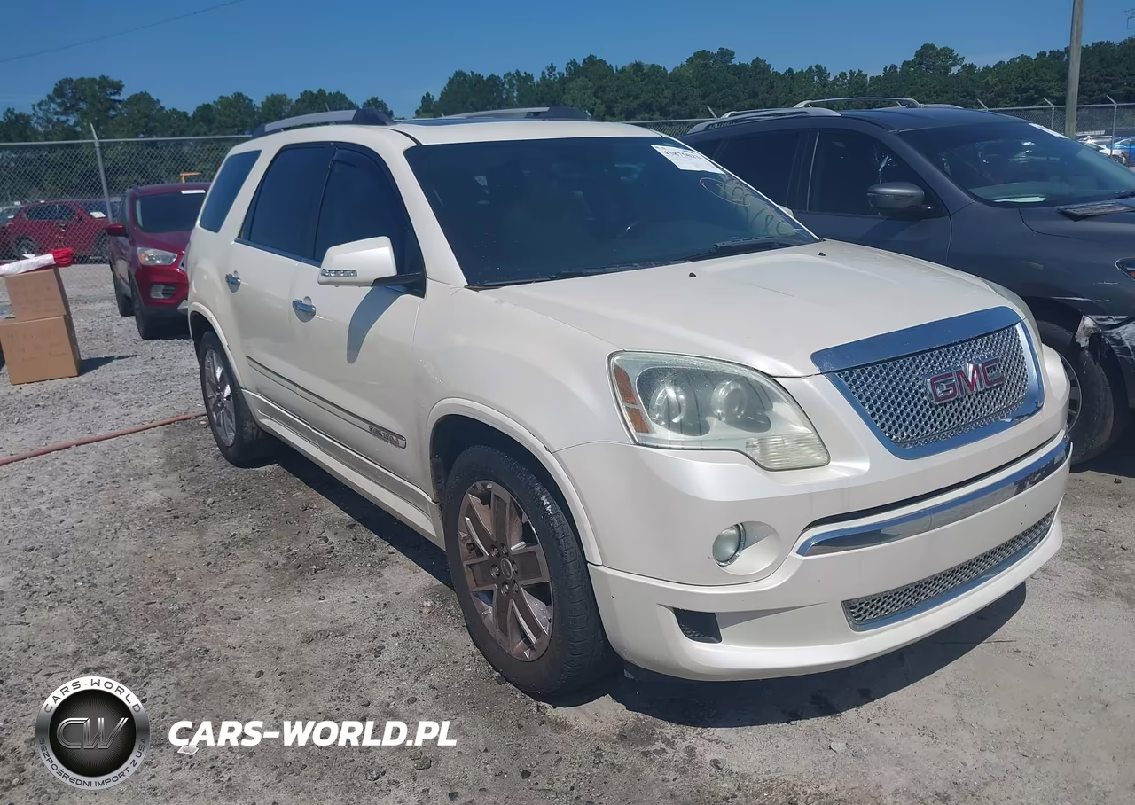 2011 GMC Acadia Denali
