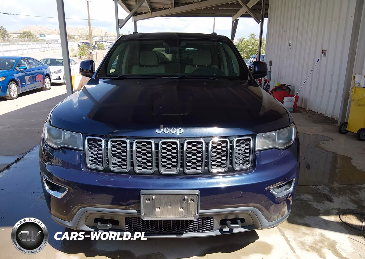 2017 Jeep Grand Cherokee Laredo VIN:1C4RJFAG2HC857949 - 12