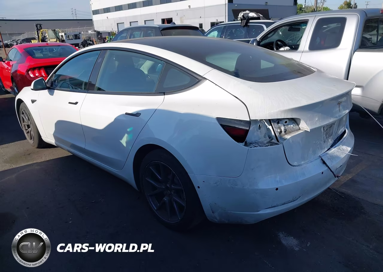 2021 Tesla Model 3 Standard Range Plus Rear-Wheel Drive VIN:5YJ3E1EA3MF940547 - 3