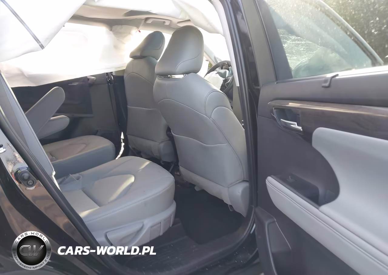 2026 Toyota Highlander Limited VIN:5TDKDRBH8TS599185 - 8