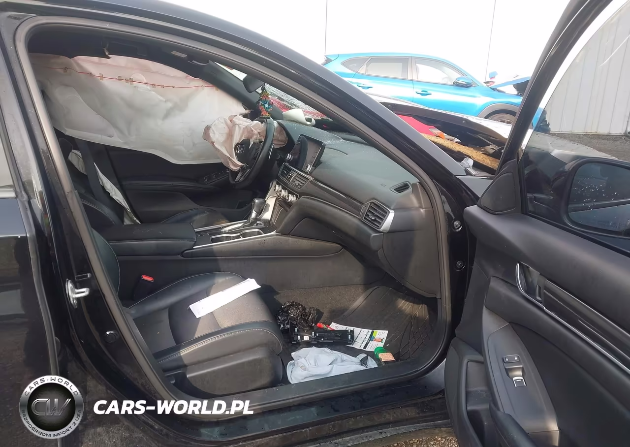 2018 Honda Accord Sport VIN:1HGCV1F31JA208634 - 5