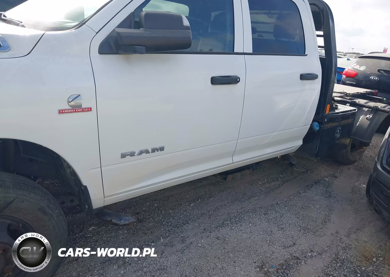 2022 Ram 3500 Chassis Tradesman-Slt-Laramie-Limited VIN:3C7WRTCL6NG246368 - 14