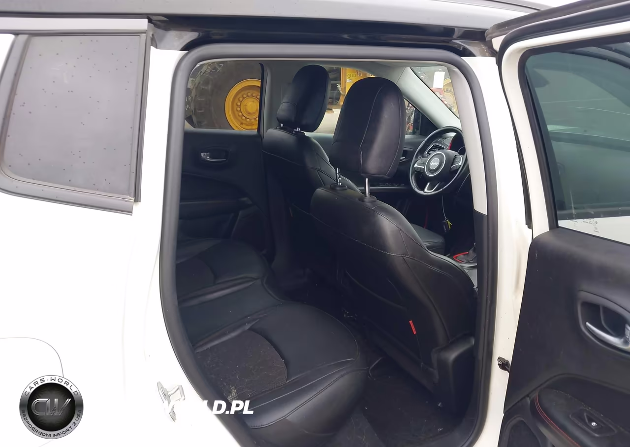 2019 Jeep Compass Trailhawk 4X4 VIN:3C4NJDDB4KT846496 - 8