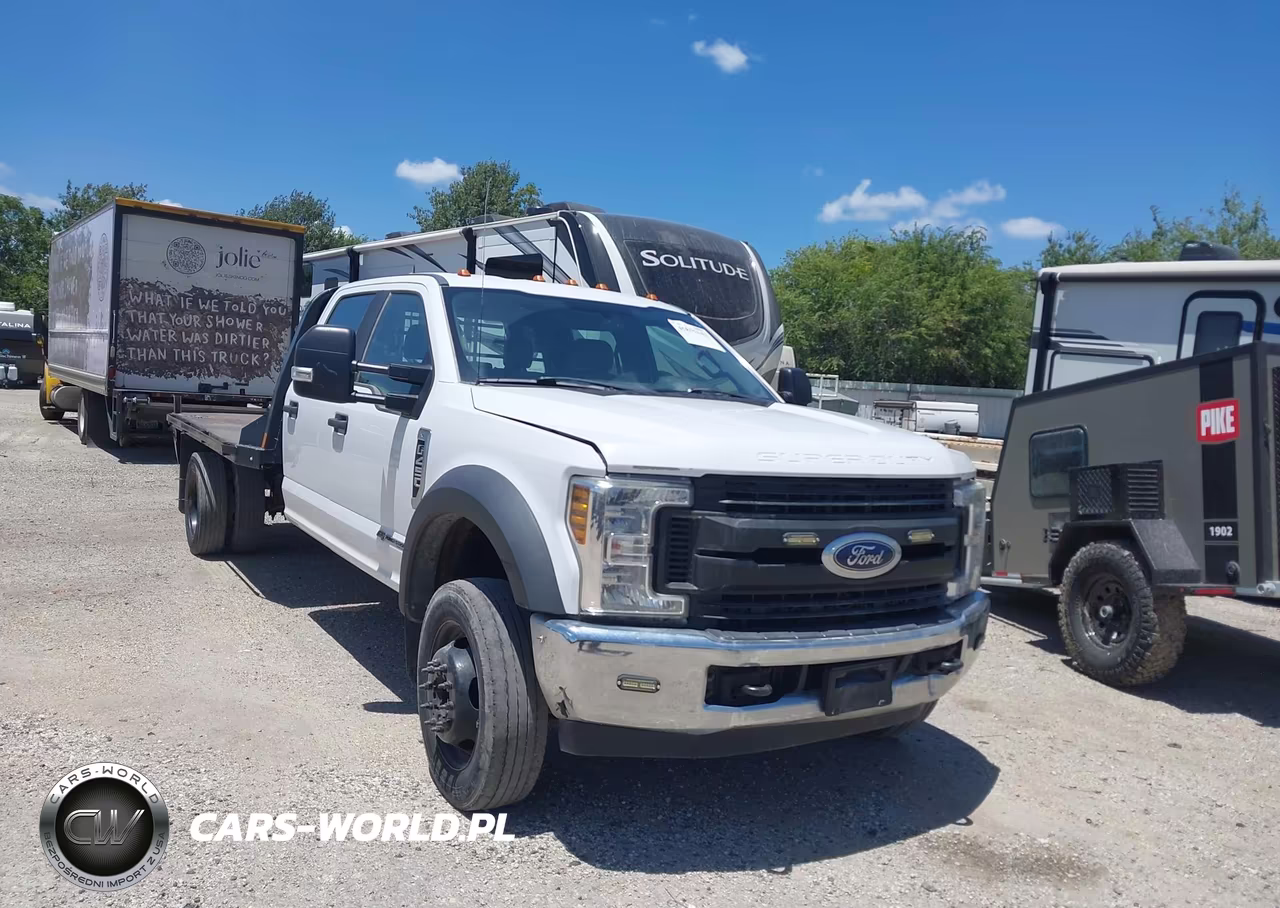 2018 Ford F450 Super Duty – zdjęcie 1 z 15