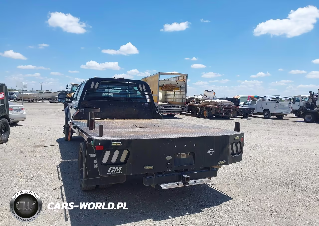 2018 Ford F450 Super Duty VIN:1FD0W4GT7JEC49109 - 3