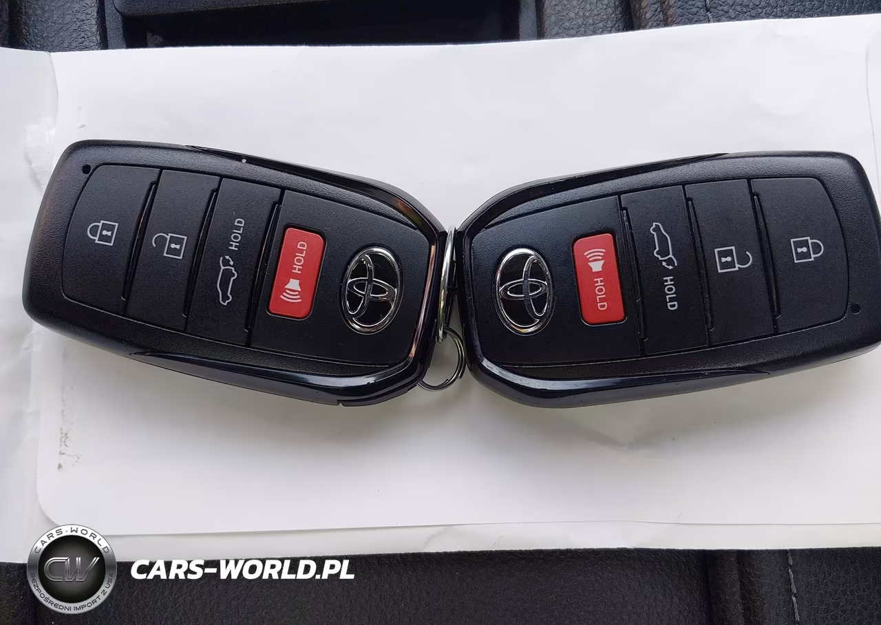 2026 Toyota Grand Highlander Hybrid Limited VIN:5TDACAB56TS082294 - 11