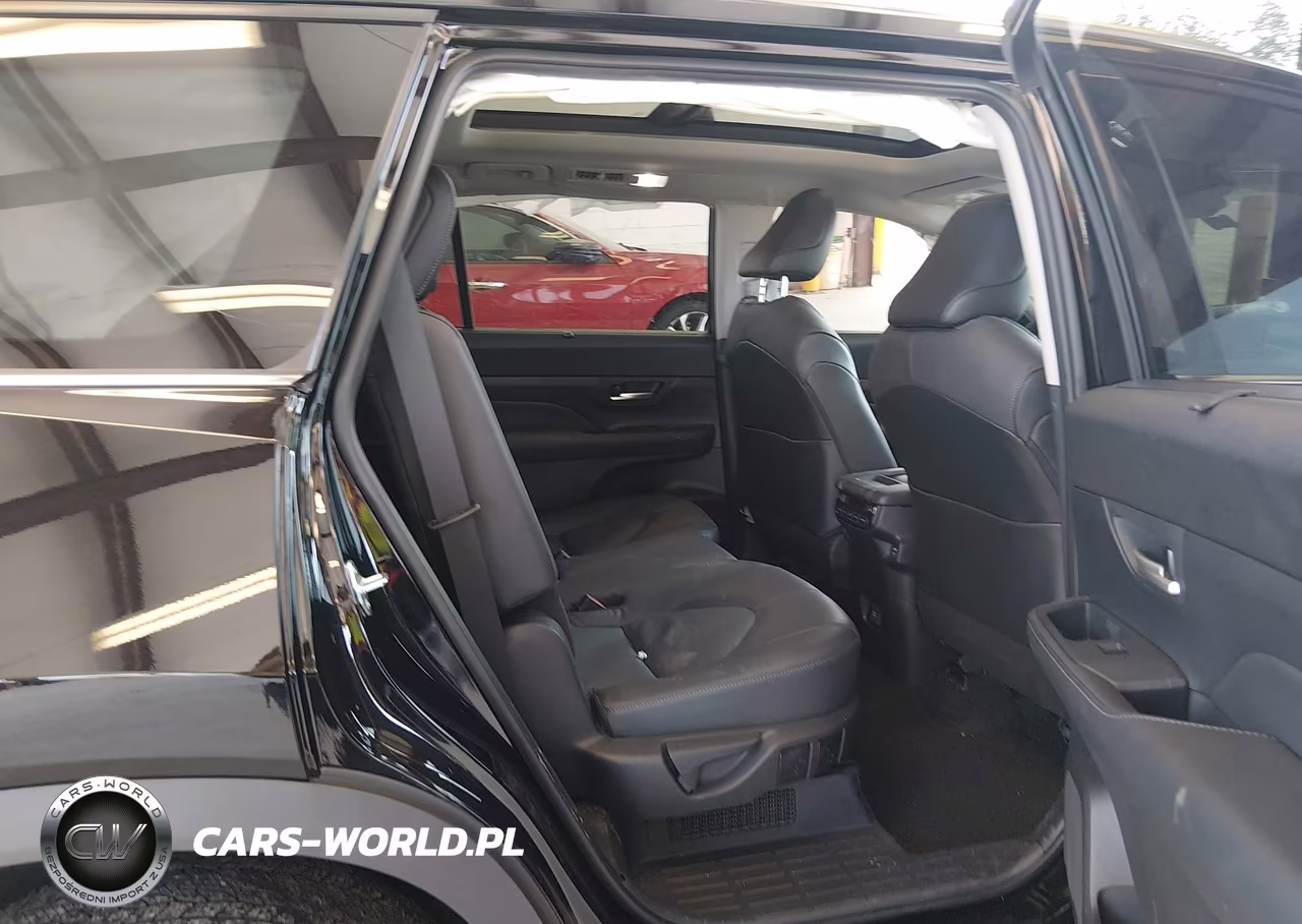2026 Toyota Grand Highlander Hybrid Limited VIN:5TDACAB56TS082294 - 8