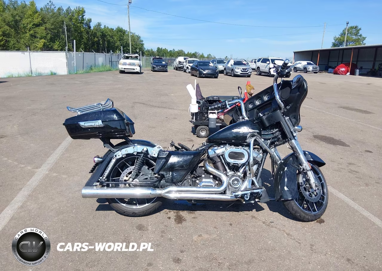 2020 Harley-Davidson Flhx VIN:1HD1KBC19LB642075 - 12