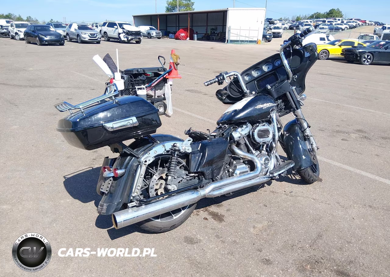 2020 Harley-Davidson Flhx VIN:1HD1KBC19LB642075 - 4