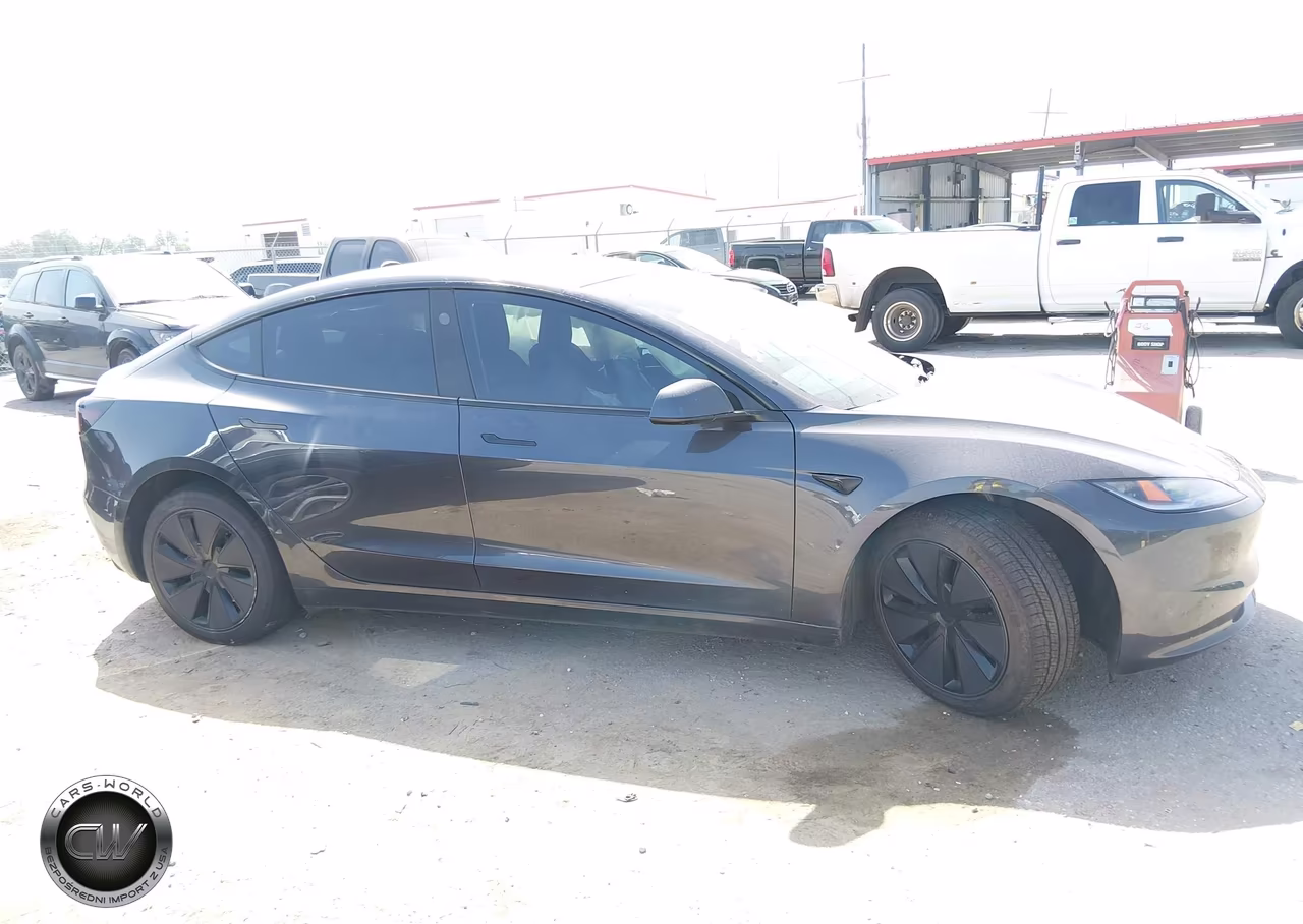 2025 Tesla Model 3 Long Range All-Wheel Drive VIN:5YJ3E1EB0SF901727 - 12