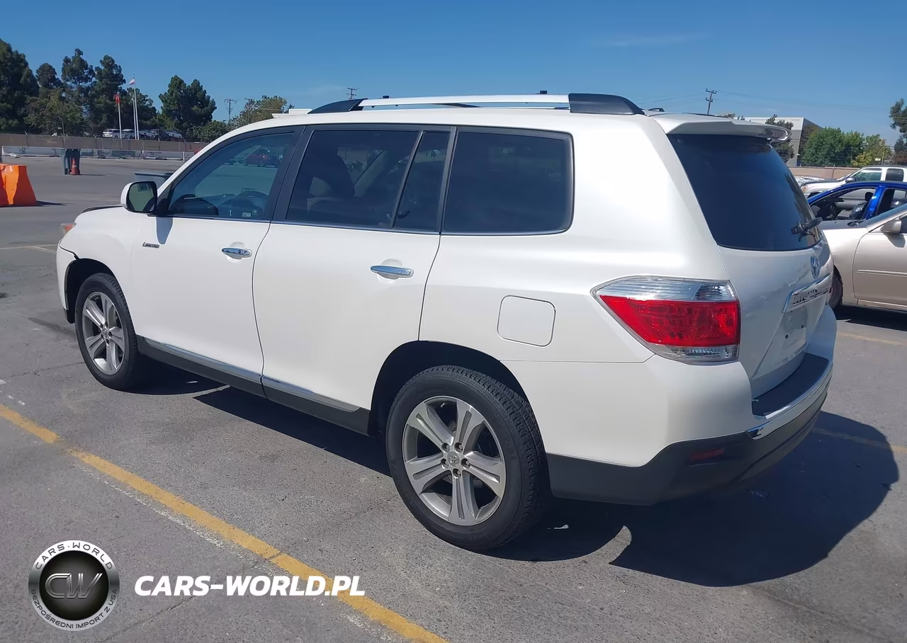 2011 Toyota Highlander Limited V6 VIN:5TDDK3EH4BS084366 - 3