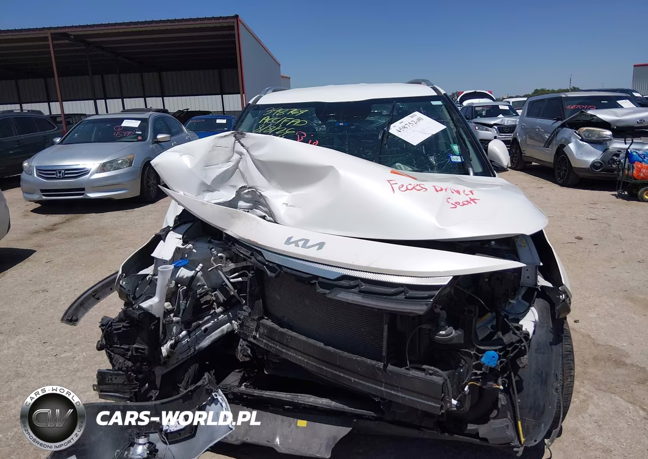2025 Kia Seltos S VIN:KNDEU2AA5S7724855 - 11