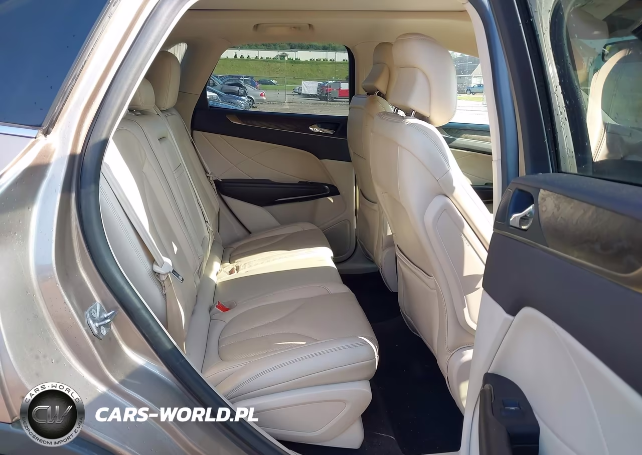 2018 Lincoln Mkc Reserve VIN:5LMCJ3D9XJUL30221 - 8