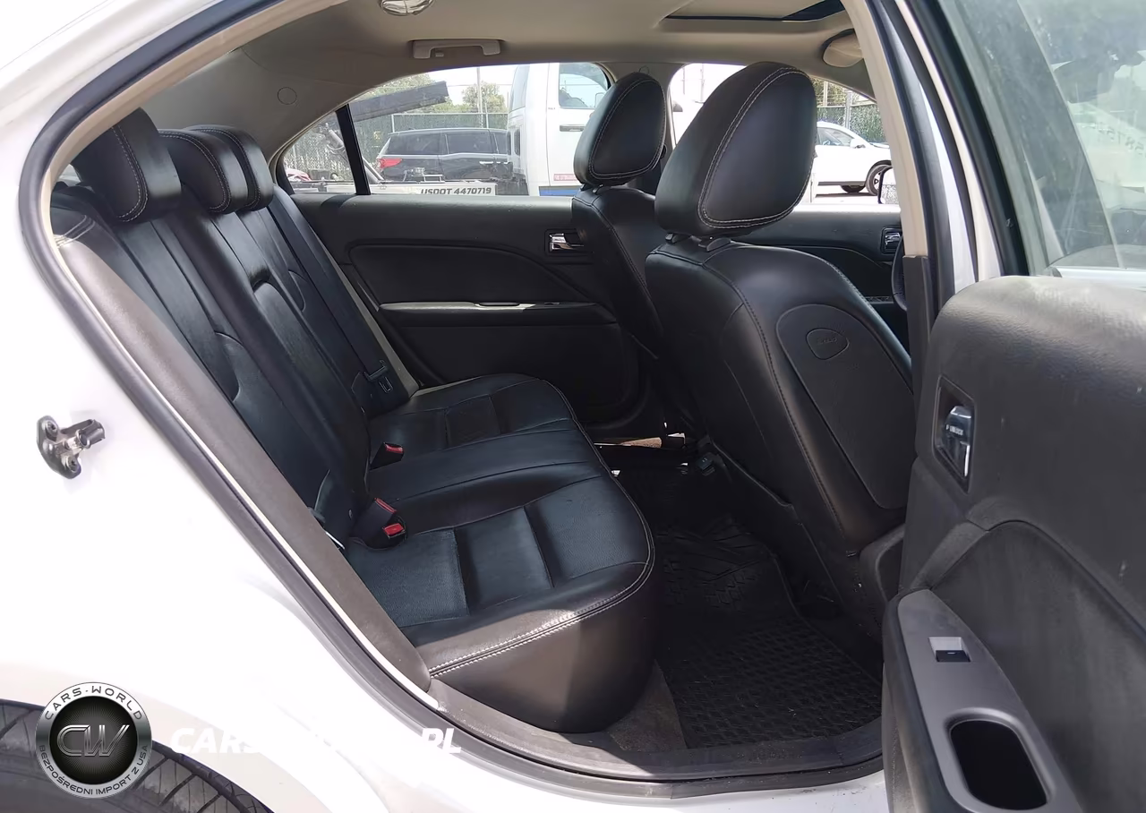 2010 Ford Fusion Hybrid VIN:3FADP0L36AR255696 - 8
