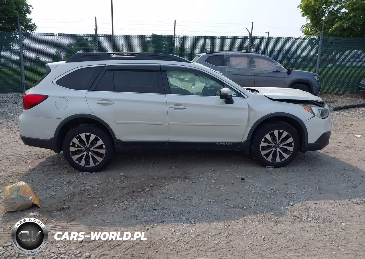 2015 Subaru Outback 3.6R Limited VIN:4S4BSENC1F3355930 - 12