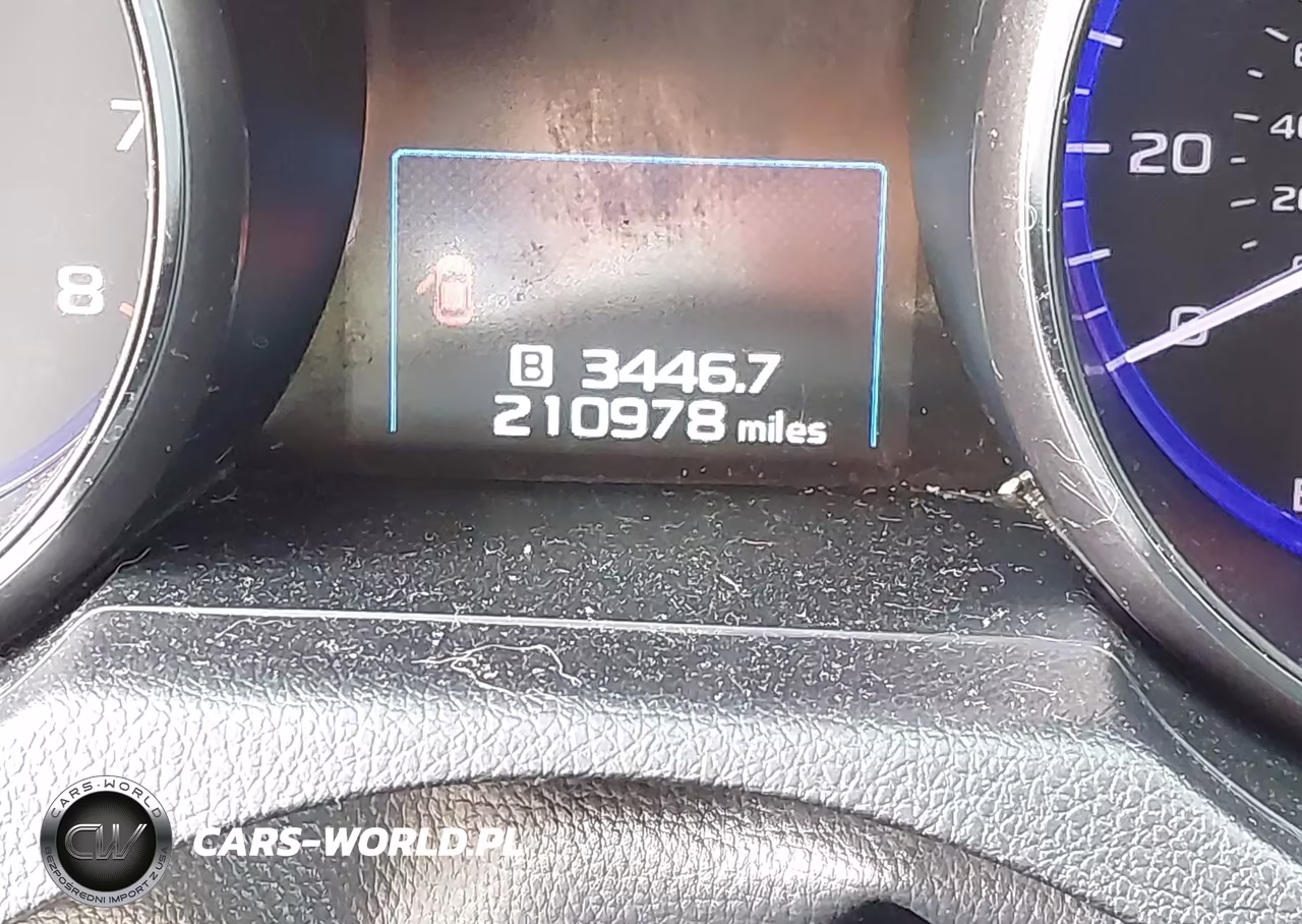 2015 Subaru Outback 3.6R Limited VIN:4S4BSENC1F3355930 - 14
