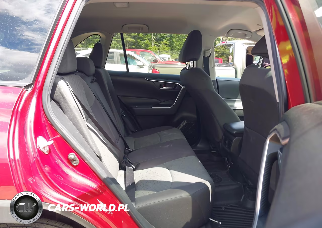 2023 Toyota Rav4 Xle VIN:2T3P1RFV3PW377351 - 8