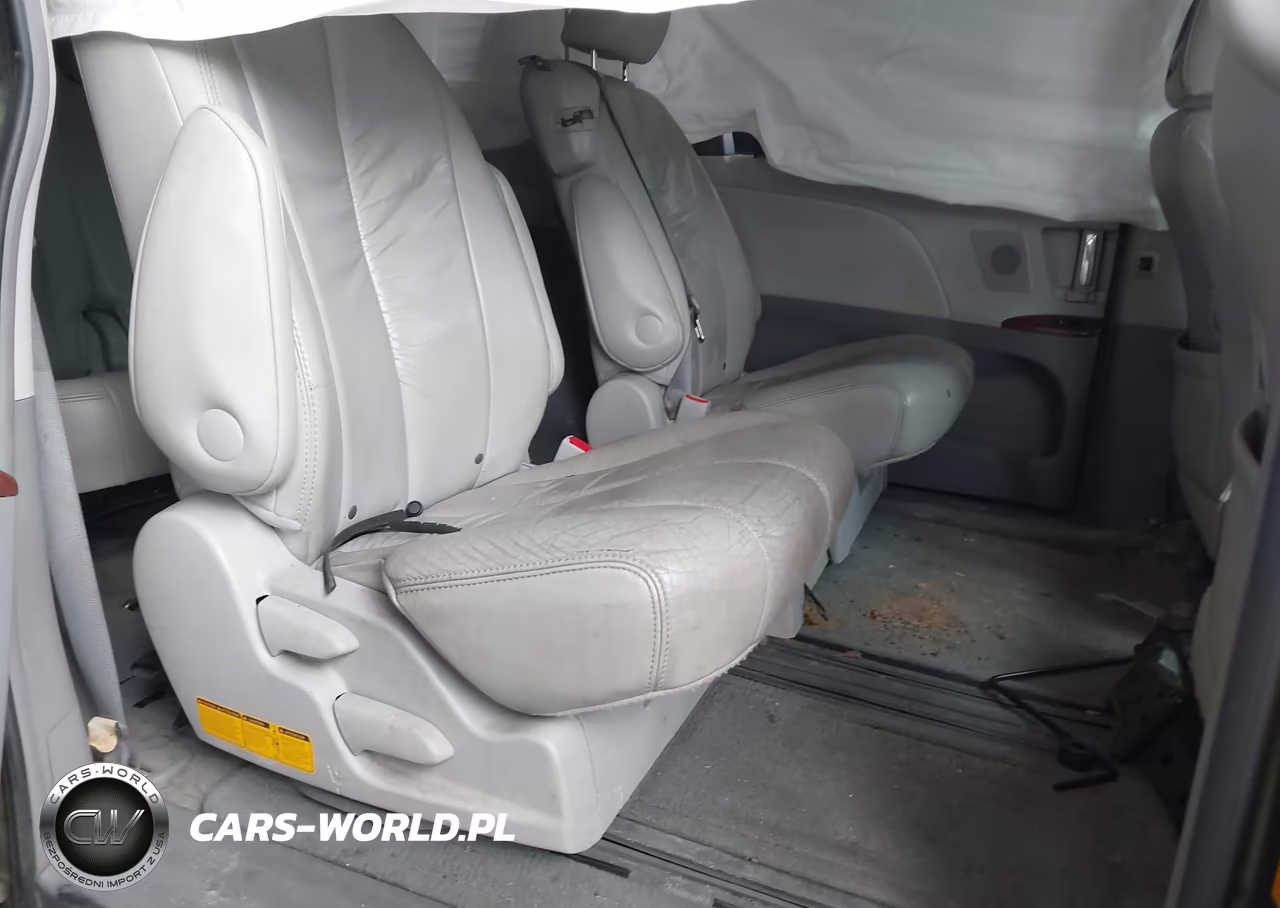 2011 Toyota Sienna Xle V6 VIN:5TDYK3DC5BS162595 - 8