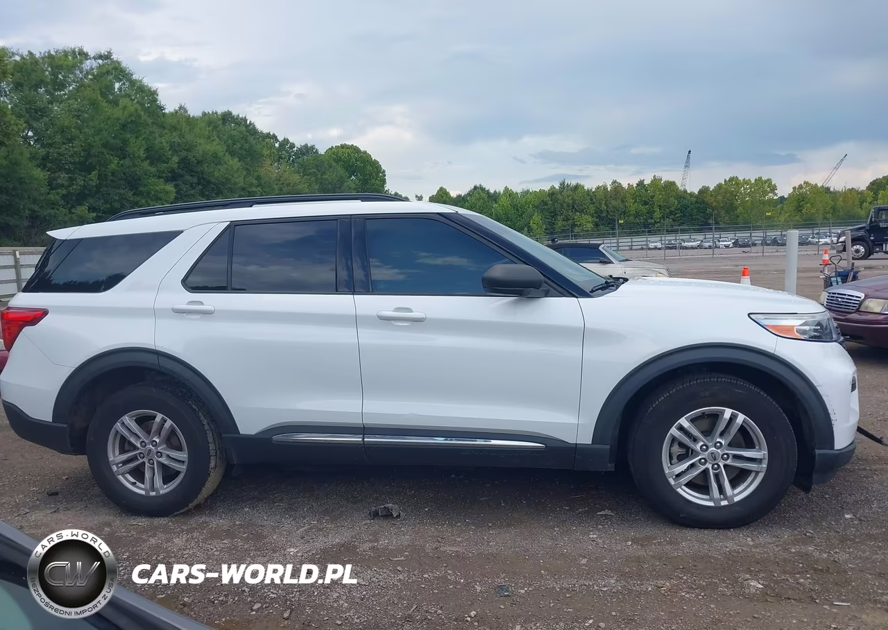 2020 Ford Explorer Xlt VIN:1FMSK8DH9LGB46728 - 13