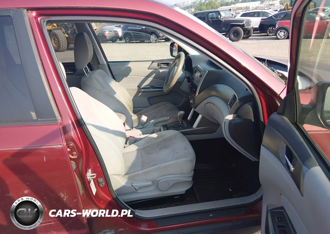 2013 Subaru Forester 2.5X Premium VIN:JF2SHADC0DH435590 - 5