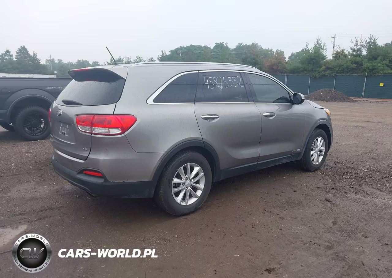 2016 Kia Sorento 3.3L Lx VIN:5XYPGDA56GG178897 - 4