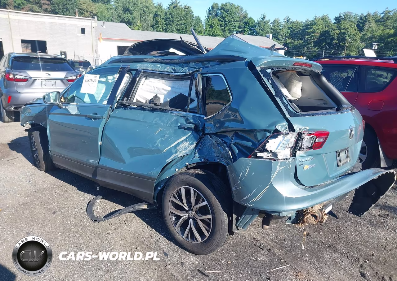 2019 Volkswagen Tiguan 2.0T Se-2.0T Sel-2.0T Sel R-Line-2.0T Sel R-Line Black VIN:3VV2B7AX1KM173440 - 3