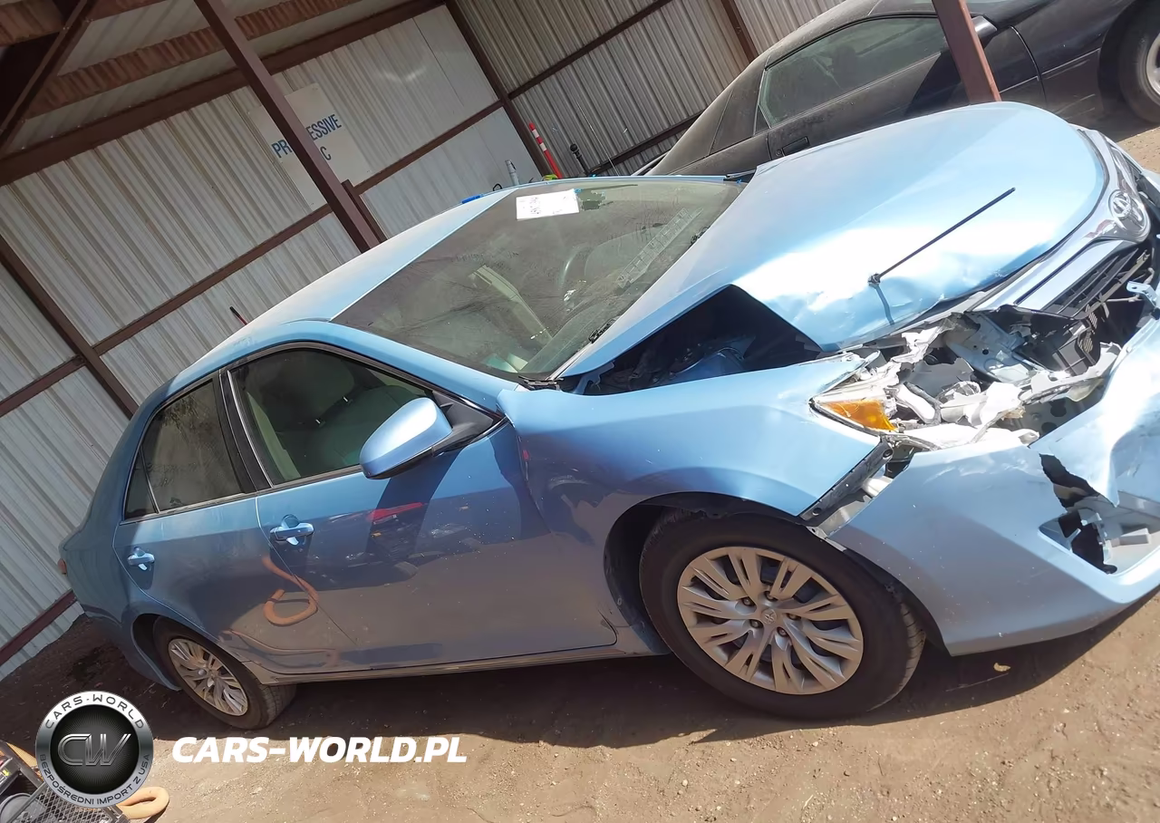 2014 Toyota Camry Le VIN:4T4BF1FK1ER354682 - 13