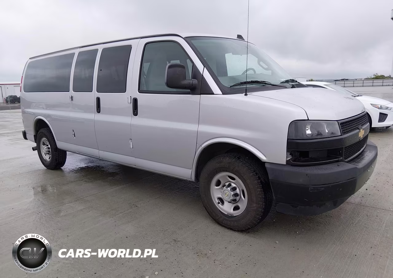 2020 Chevrolet Express Passenger Rwd 3500 Extended Wheelbase Ls VIN:1GAZGNFG1L1234014 - 1