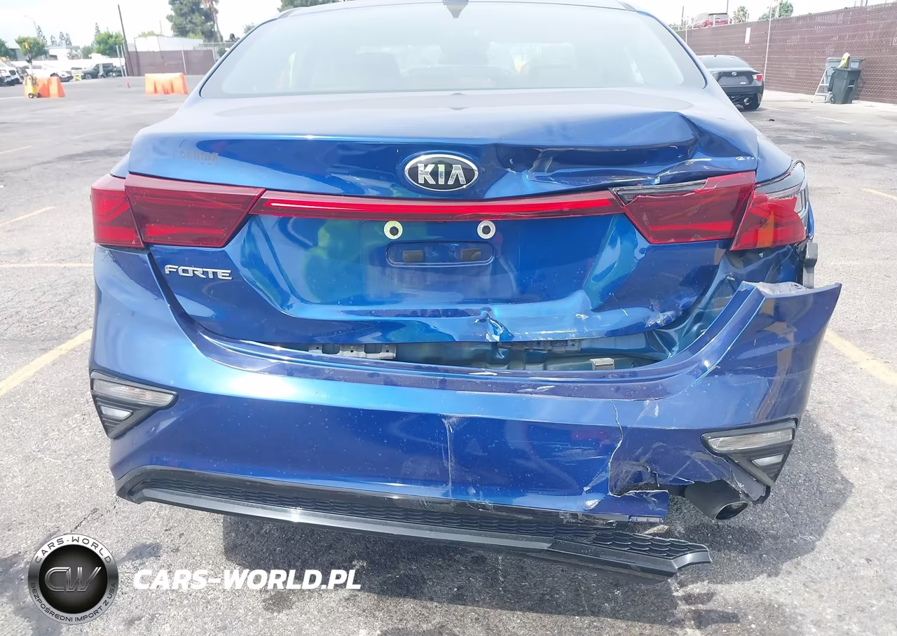 2020 Kia Forte Lxs VIN:3KPF24AD0LE204984 - 6