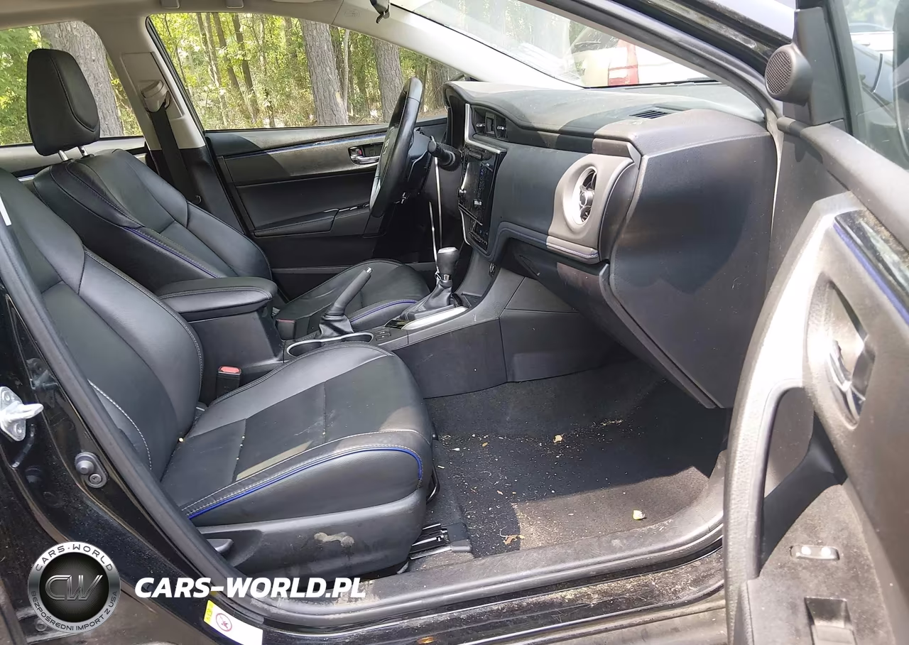 2017 Toyota Corolla Xse VIN:2T1BURHEXHC924562 - 5