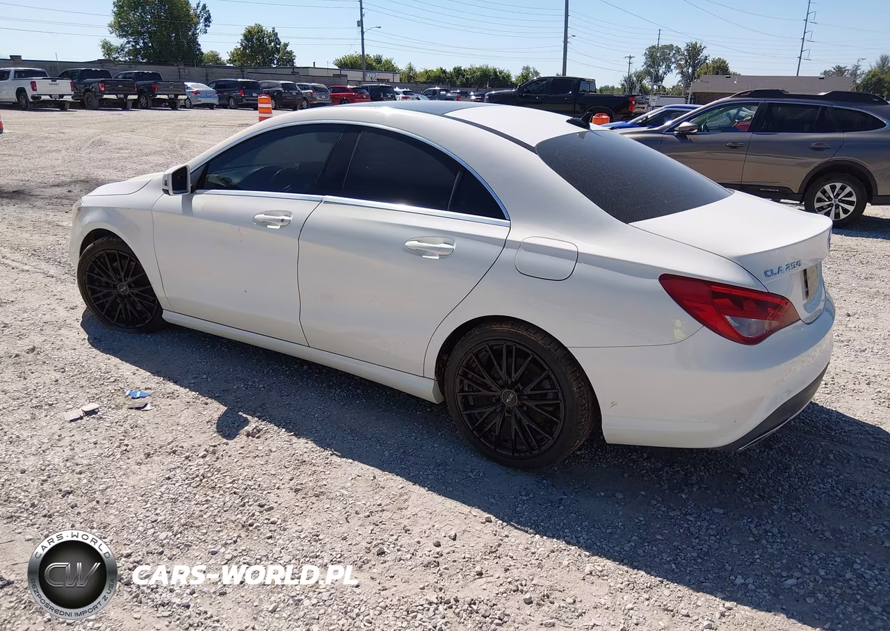 2018 Mercedes-Benz Cla 250 VIN:WDDSJ4EB0JN598477 - 3