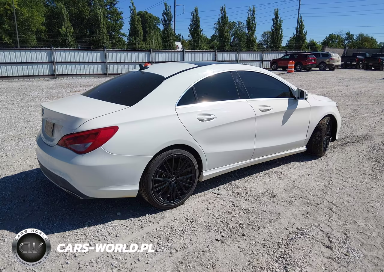 2018 Mercedes-Benz Cla 250 VIN:WDDSJ4EB0JN598477 - 4