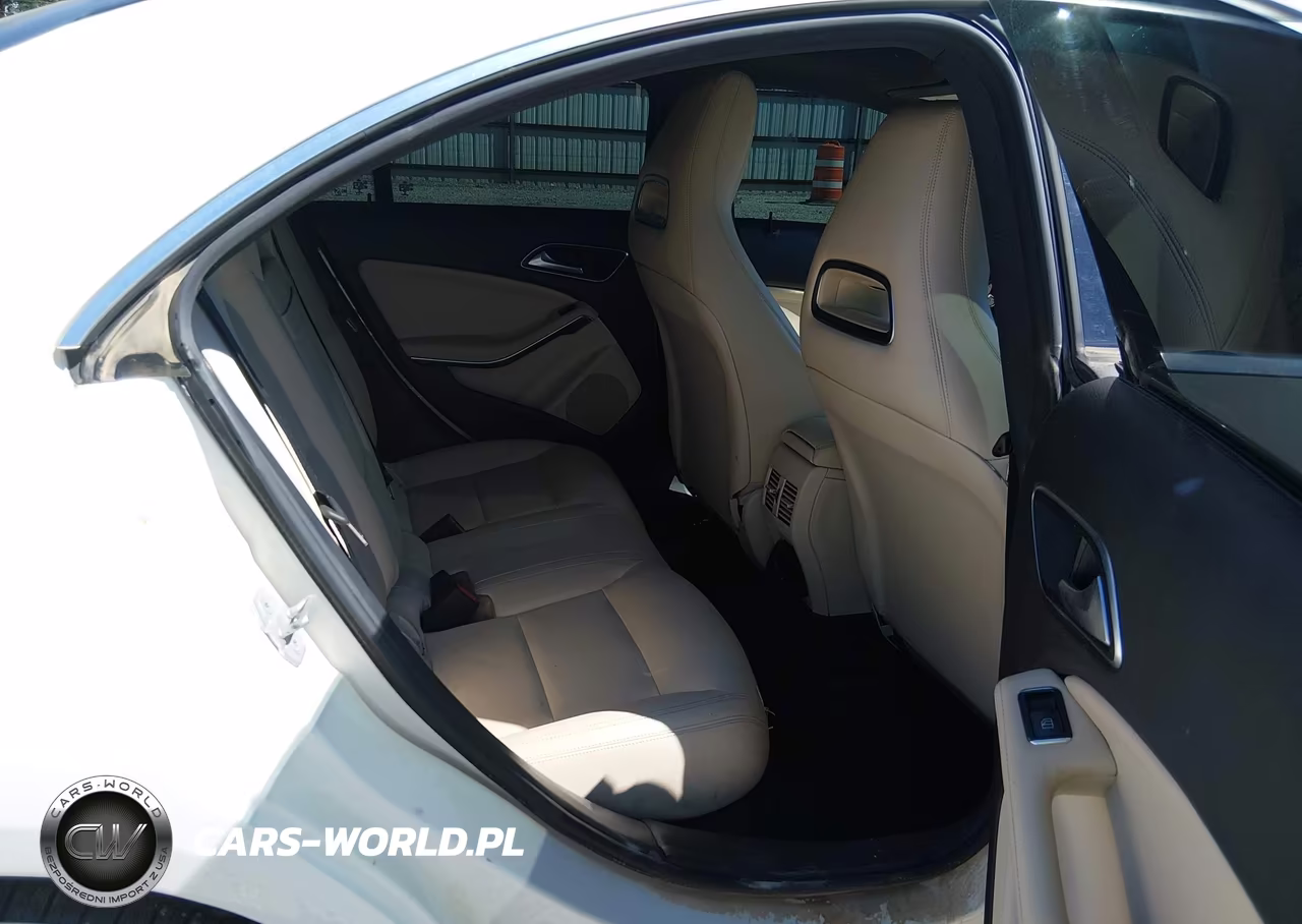 2018 Mercedes-Benz Cla 250 VIN:WDDSJ4EB0JN598477 - 8