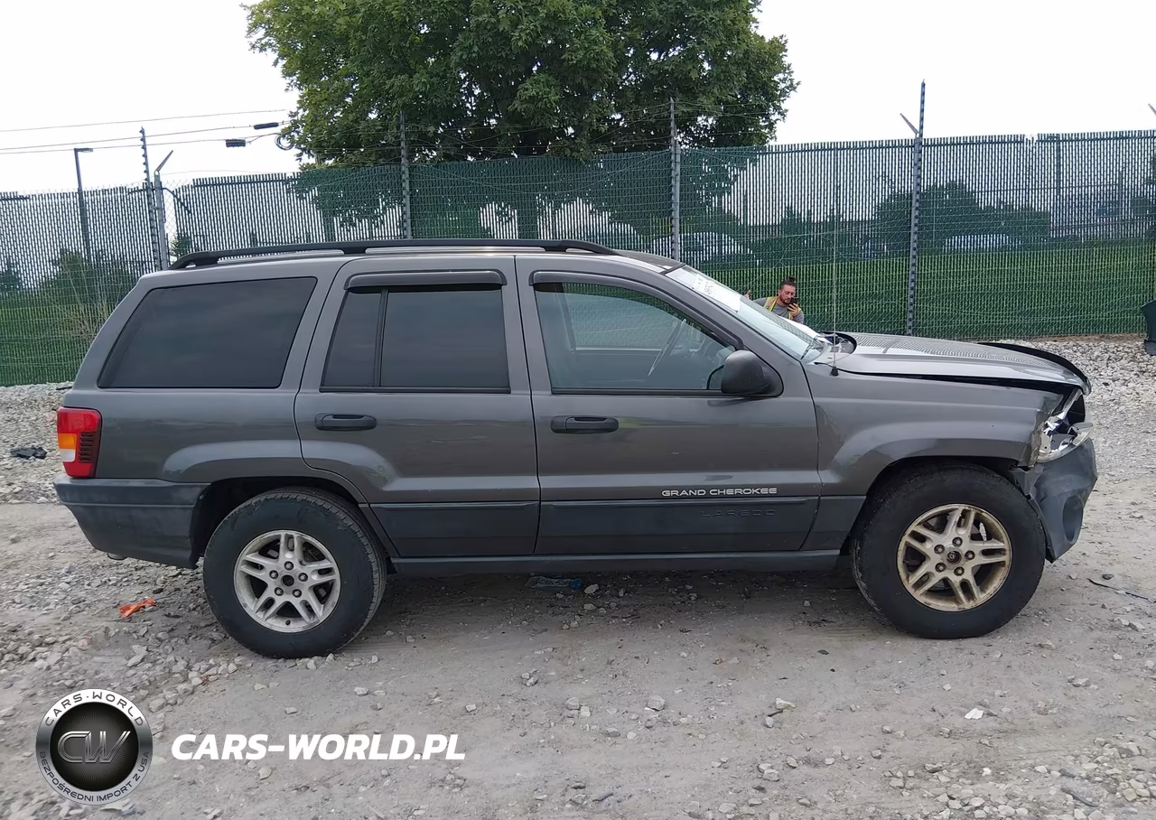 2004 Jeep Grand Cherokee Laredo VIN:1J4GW48SX4C276808 - 13